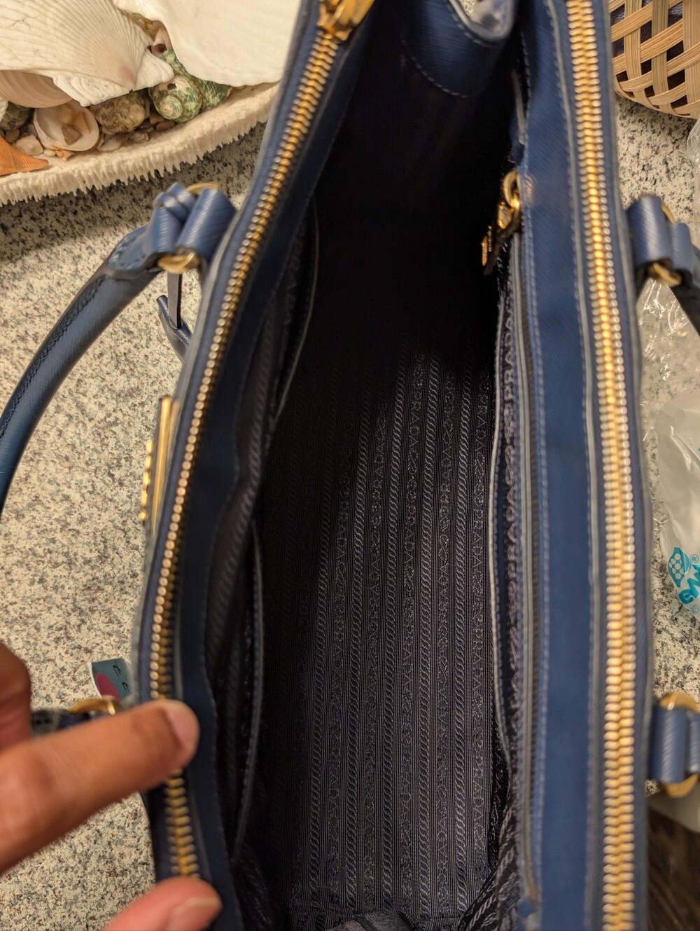 Prada Galleria Lux Double Zip Medium - Picture 9 of 16